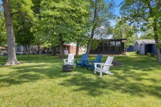 Lakeside Bliss Wonderful Lake Views and Access - Monticello - 1