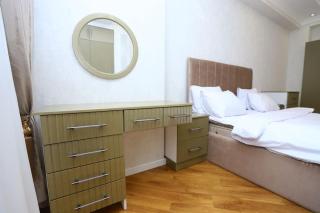 Modern beauty in city center - Baku - 9