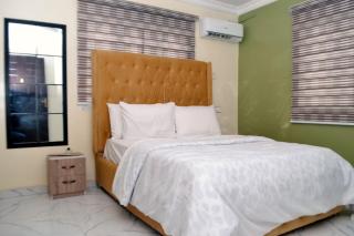 SEGXYCOLD VALLEY OASIS Elegant 2-Bedroom Apartment - 1