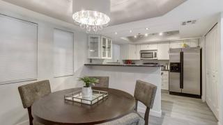 Comfort and Style in the Phoenix Biltmore Area! - Phoenix - 3