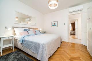 Amazing two-bedroom with Terrace - Praga - 8