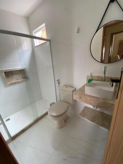 Casa Guriri com piscina ao lado da praia excelente localização - 1