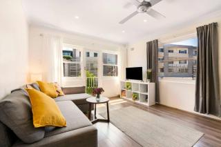 Rose Bay Retreat - light airy balcony AC & views - Sydney - 5