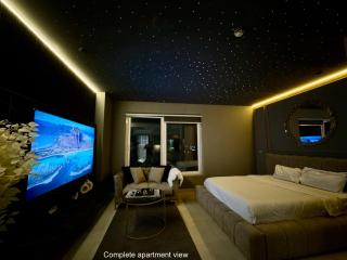 Luxurious Studio at PENTA SQUARE PHASE-5 - Lahore - 1