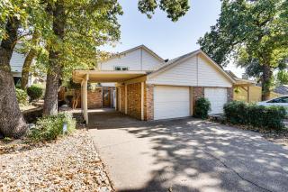4 Mi to ATandT Stadium Townhome in Fort Worth - 9