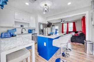 Cozy Home with City Views - Columbus - 3