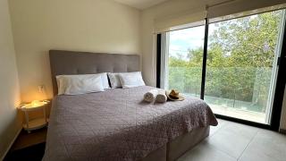 Amplio estudio rodeado de naturaleza - 4