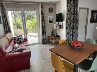 Chalet Mavalear naturiste La Jenny - Le Porge - 1
