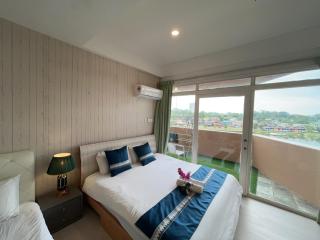 Riverbank suites waterfront - Kuching - 9
