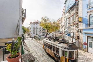 Old Town, 28 Tram, apartments with Private Terrace - Lissabon - 0