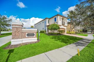 Main Street USA in Luxury Reunion Home - Kissimmee - 6