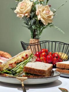 Gwangalli Ann - Foreigners Only - 7