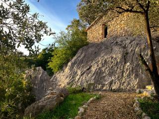 Remote cottage with valley views - Buis-les-Baronnies - 7