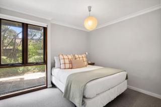 Luxury Sands Golf Escape with Pool and Views - Torquay - 1