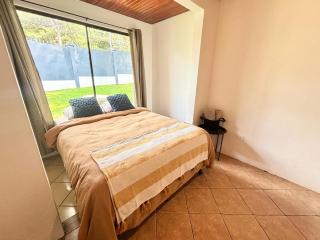 Charming house 5 min airport with Ac - Alajuela - 4