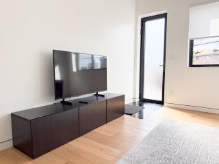 New Ample and Cozy One Bedroom Apt in Brooklyn at Rem-Casa - 9