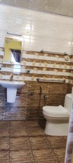 Aldos Ark Home Stay - 8