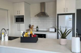 Location ,location sunny house in rolleston - Rolleston - 6