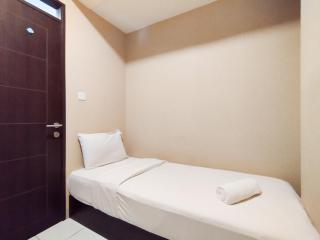 Best Deal 2BR Apartment at Mekarwangi Square Cibaduyut By Travelio - 7