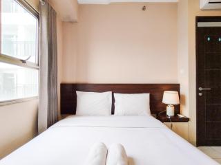 Best Deal 2BR Apartment at Mekarwangi Square Cibaduyut By Travelio - 3