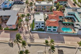 Sunset Oceanfront Villa - Hollywood - 3