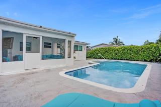 Coastal Breeze Retreat - Pembroke Pines - 7