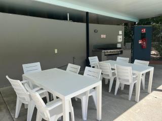 Baden 58 - Rainbow Shores. Aircon. Wifi. Pools Walk to beach - 8