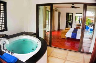 Out of the Blue Resort - Puerto Galera - 2