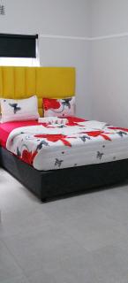 Neo & Ruks Guest House Salt River 1 - 3