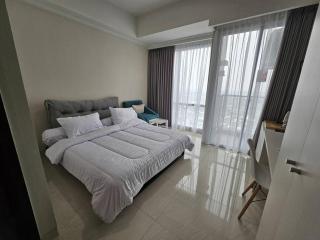 Green Sedayu Apartment Deluxe by Ellison - Jakarta - 3