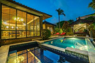 Villa Elysium Fields - Rustic Meets Industrial Chic Design - Canggu - 0