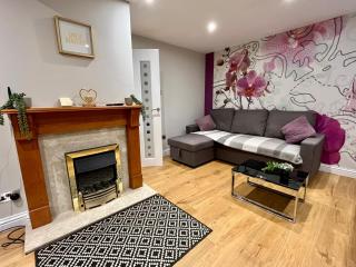 The Palm Tree House - 8