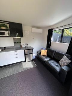 Cosy Apartment with Outdoor Private Bath for 2 - 6