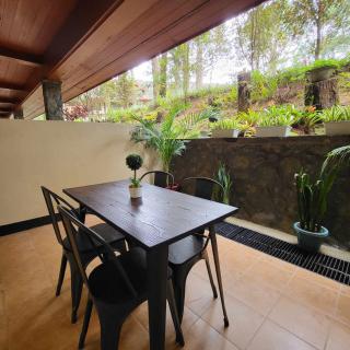 Homey Deluxe Room, Privately Owned at The Forest Lodge by Mist and Pine - 1