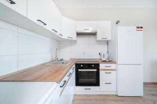 Pogonowskiego 2-Bedroom Apartment by BookingHost - 7