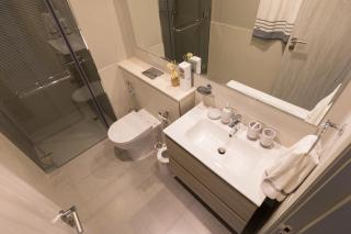 Modern and Cozy 1BR in Business Bay - Dubai - 3