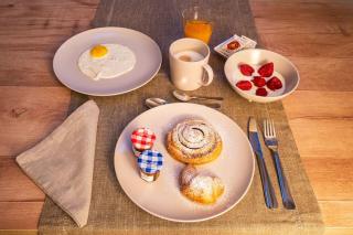 Domus MEA - Breakfast Included! - 9