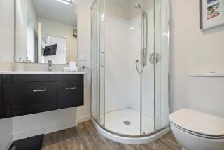 Frankton Breeze 1 - Studio Unit - Queenstown - 2