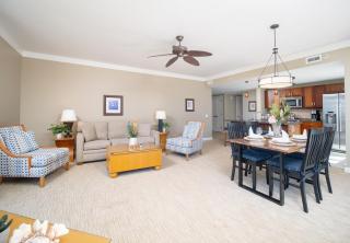 Wrap Around Lanai Oceanview Luxury Suite, Hokulani 441 - 6