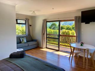 Terraced Chalets - Motueka - 1