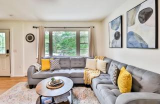 Hunter Hideaway with Hot Tub - 8