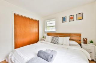 Hunter Hideaway with Hot Tub - 2