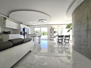 Maison Sapiac - 4pers - 2 chambres - 3 lits - Clim réversible - Terrasse ombragée et grand jardin - Piscine saison estivale - Montauban - 0