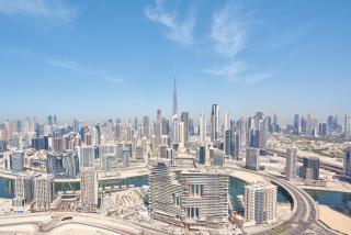 Spacious 3BHK in Paramount Tower B with Stunning Views-6204 - Dubai - 8