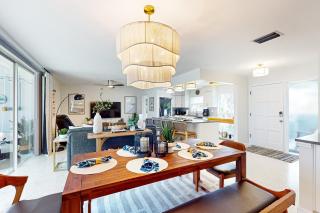 Coastal Palm Retreat - 3