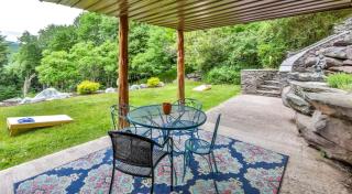 Dog-Friendly Mountain Hideaway - 7