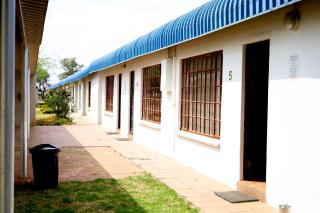 Die Geel Huis Guesthouse - 8