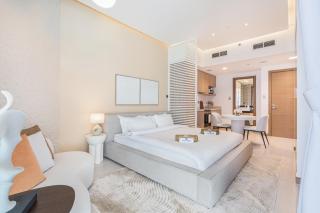 Excellent Home with Canal Views by Missoni - Dubai - 6