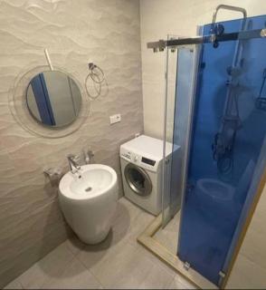 Sea VIP Apartments 27 - Batumi - 4