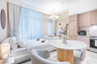 Excellent Home with Canal Views by Missoni - Dubai - 7